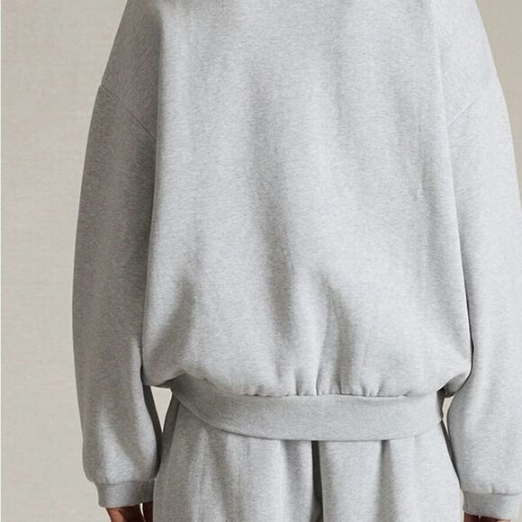 FEAR OF GOD ESSENTIALS LIGHT HEATHER GREY CREW NECK SWEATSHIRT NWT SIZE L - Picture 4 of 6
